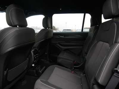 2025 Jeep Grand Cherokee L, $39580. Photo 5