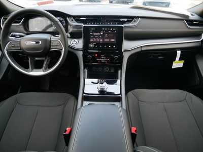 2025 Jeep Grand Cherokee L, $39580. Photo 6