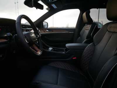 2025 Jeep Grand Cherokee L, $66282. Photo 4
