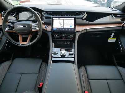 2025 Jeep Grand Cherokee L, $66282. Photo 6