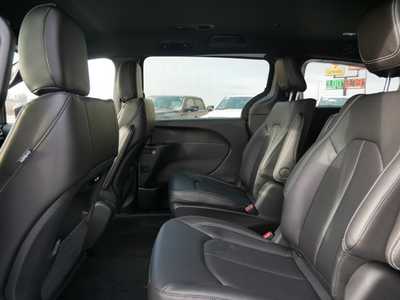 2025 Chrysler Pacifica, $37002. Photo 5