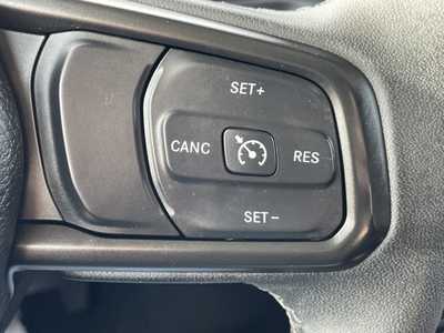 2023 Jeep Gladiator, $27000. Photo 12