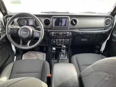 2023 Jeep Gladiator, $27000. Photo 4