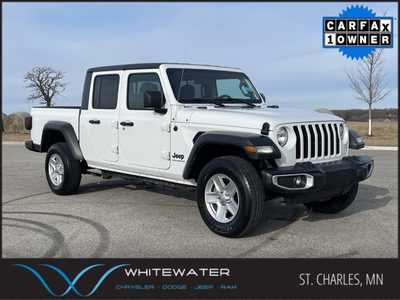 2023 Jeep Gladiator, $27000. Photo 1