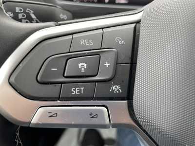 2023 Volkswagen Tiguan, $22400. Photo 10