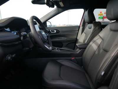 2025 Jeep Compass, $28736. Photo 4