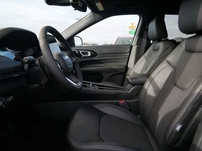 2025 Jeep Compass, $28736. Photo 4