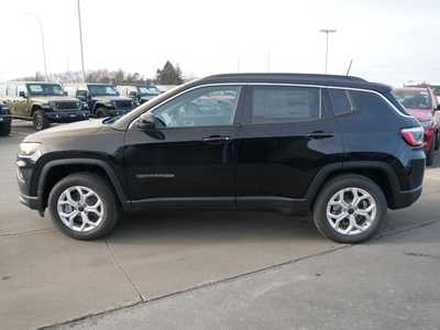 2025 Jeep Compass, $26900. Photo 3