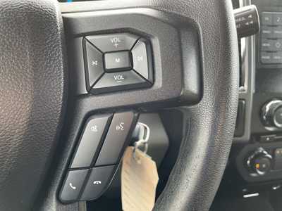 2016 Ford F150 Crew Cab, $14500. Photo 10