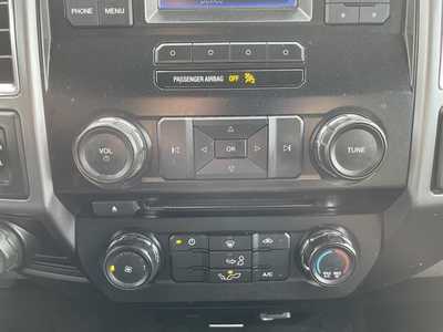 2016 Ford F150 Crew Cab, $14500. Photo 7