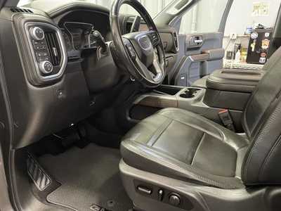 2020 GMC 1500 Crew Cab, $33500. Photo 3