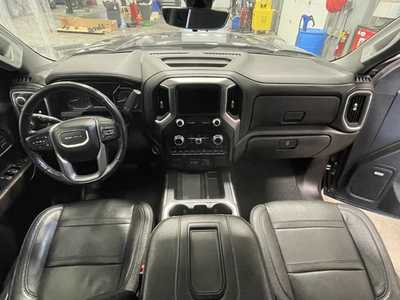 2020 GMC 1500 Crew Cab, $33500. Photo 4