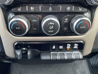 2022 RAM 1500 Crew Cab, $38500. Photo 9