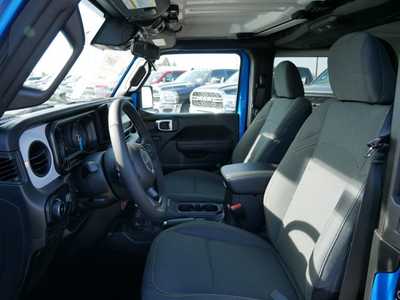 2025 Jeep Wrangler, $43208. Photo 4