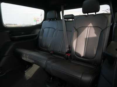 2025 Jeep Wagoneer, $73835. Photo 6