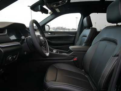 2025 Jeep Grand Cherokee L, $52587. Photo 4