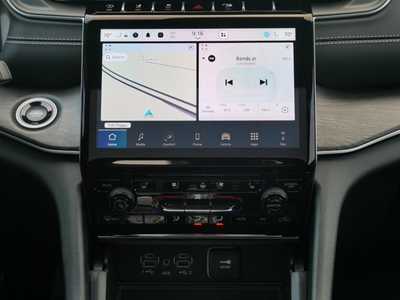 2025 Jeep Grand Cherokee L, $52587. Photo 8