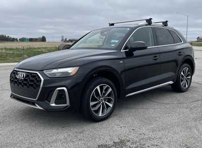 2024 Audi Q5, $33000. Photo 2