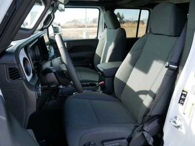 2025 Jeep Wrangler, $48888. Photo 4