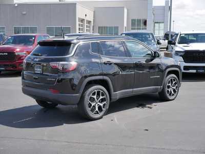 2025 Jeep Compass, $30861. Photo 2