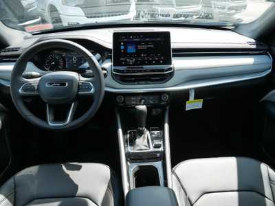 2025 Jeep Compass, $30861. Photo 7