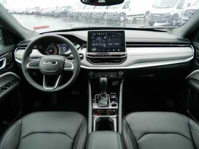 2025 Jeep Compass, $30311. Photo 9
