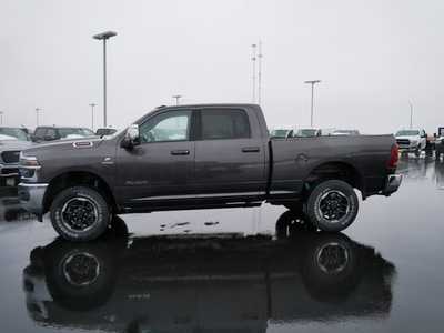 2025 RAM 2500 Crew Cab, $85065. Photo 3