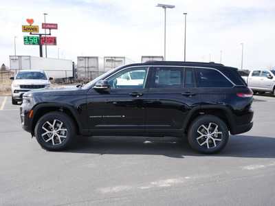 2025 Jeep Grand Cherokee, $42292. Photo 3