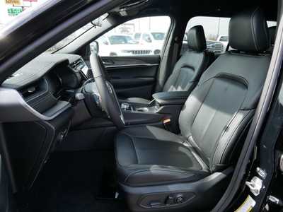 2025 Jeep Grand Cherokee, $42292. Photo 7