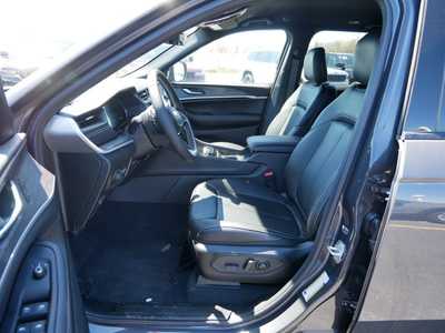 2025 Jeep Grand Cherokee, $42914. Photo 5