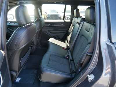 2025 Jeep Grand Cherokee, $42390. Photo 7