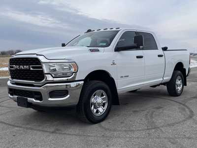 2022 RAM 2500 Crew Cab, $39500. Photo 2