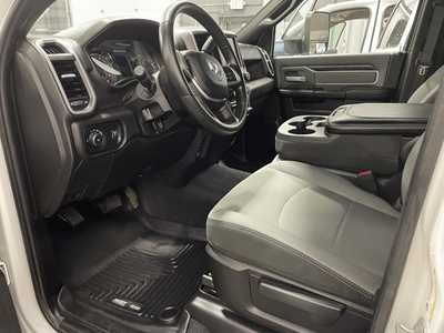 2022 RAM 2500 Crew Cab, $39500. Photo 3