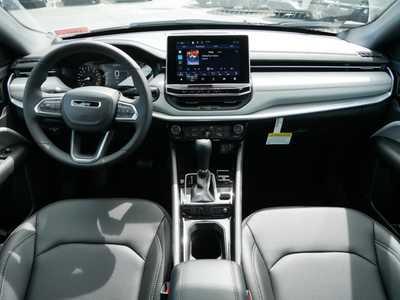 2025 Jeep Compass, $30861. Photo 5