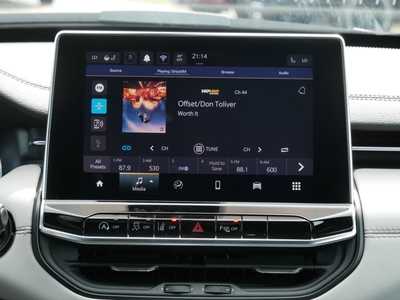 2025 Jeep Compass, $30861. Photo 6