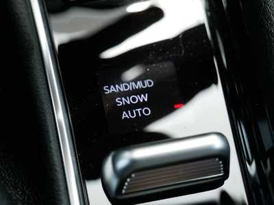 2025 Jeep Compass, $30861. Photo 9