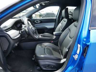2025 Jeep Compass, $30861. Photo 1
