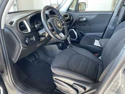 2020 Jeep Renegade, $14000. Photo 3