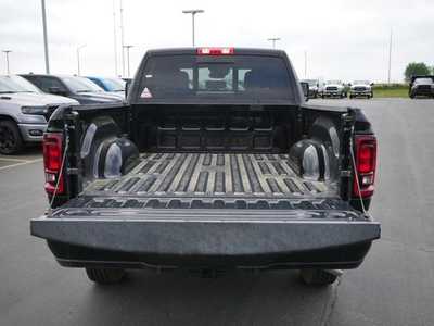 2025 RAM 2500 Crew Cab, $50782. Photo 4