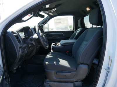 2025 RAM 3500 Reg Cab, $49579. Photo 4