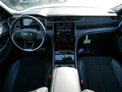 2025 Jeep Grand Cherokee, $41493. Photo 6
