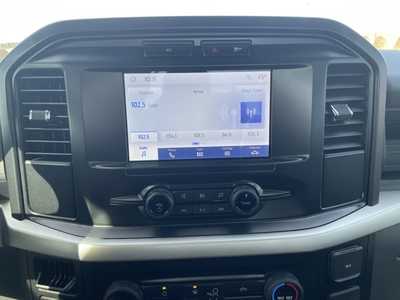 2022 Ford F150 Reg Cab, $35000. Photo 6