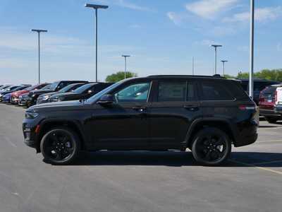 2025 Jeep Grand Cherokee, $44745. Photo 3