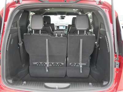 2025 Chrysler Pacifica, $40845. Photo 3