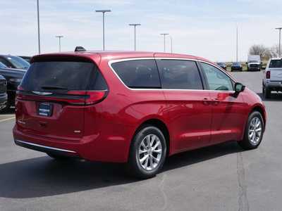 2025 Chrysler Pacifica, $40845. Photo 1