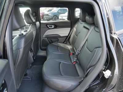 2025 Jeep Compass, $31261. Photo 3