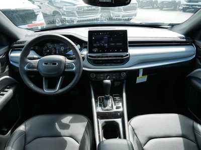 2025 Jeep Compass, $31261. Photo 4