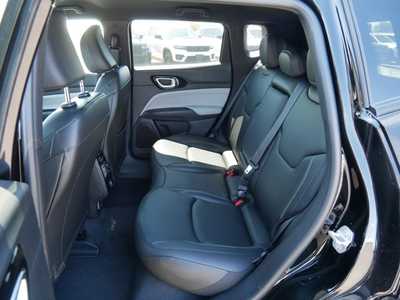 2025 Jeep Compass, $32193. Photo 7