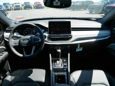 2025 Jeep Compass, $32193. Photo 8
