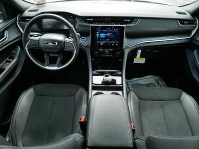 2025 Jeep Grand Cherokee, $41580. Photo 7